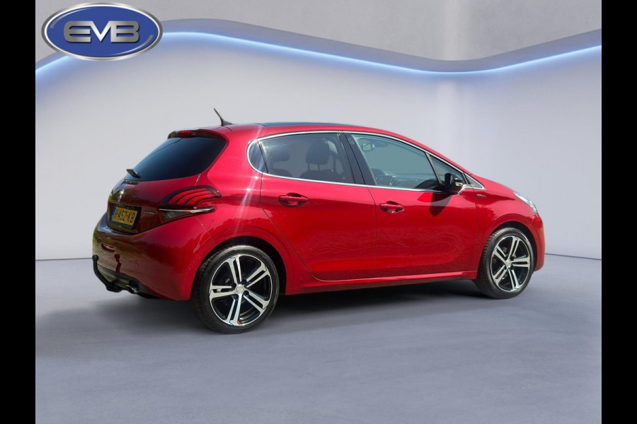Peugeot 208 1.2 PureTech GT-line, panoramadak, achteruitrijcamera,navigatie, trekhaak, vele opties
