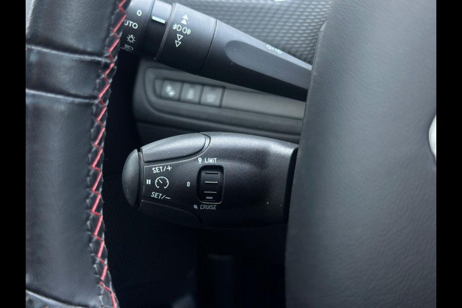 Peugeot 208 1.2 PureTech GT-line, panoramadak, achteruitrijcamera,navigatie, trekhaak, vele opties