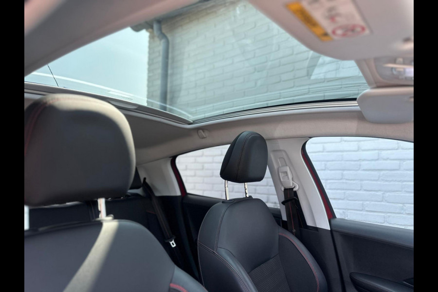 Peugeot 208 1.2 PureTech GT-line, panoramadak, achteruitrijcamera,navigatie, trekhaak, vele opties