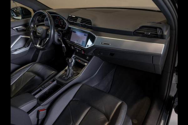 Audi Q3 35 TFSI Advanced / 150pk / Panorama dak / Stoelverwarming / Leder /