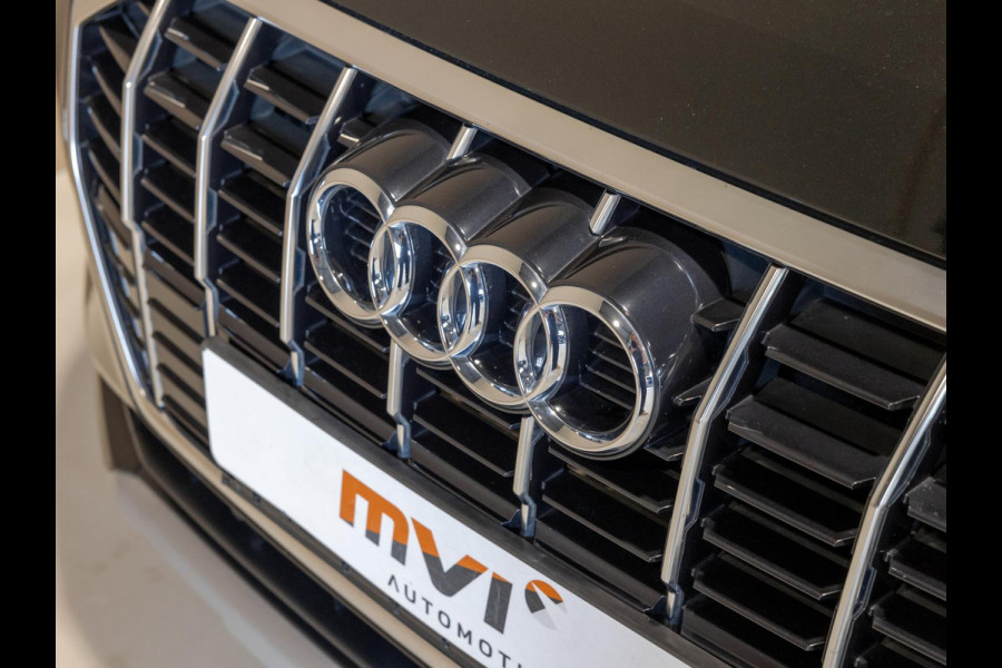 Audi Q3 35 TFSI Advanced / 150pk / Panorama dak / Stoelverwarming / Leder /