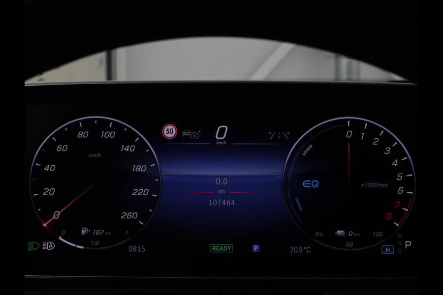 Mercedes-Benz C-Klasse 300e AMG Night | Adaptive cruise | Stoelverwarming | Trekhaak | Carplay | Camera | Sfeerverlichting | Full LED