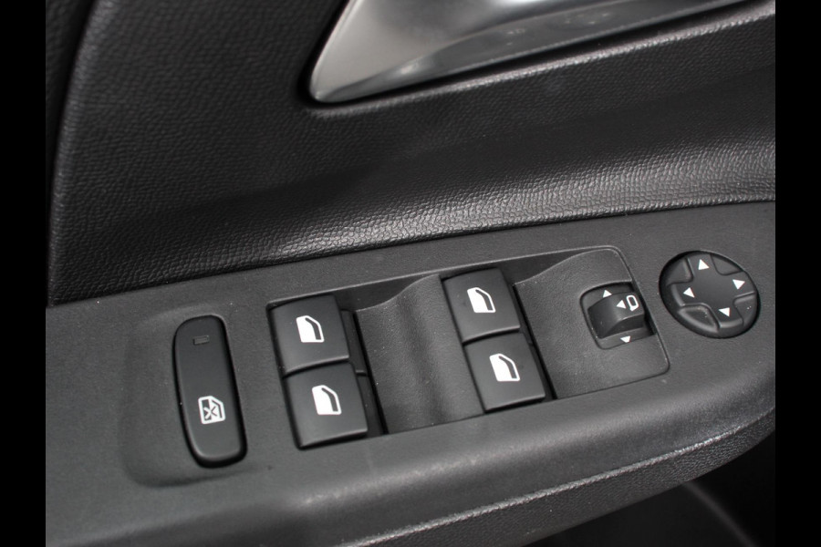 Opel Corsa 1.2 Turbo GS Navigatie Apple Carplay/Android Auto Digitale Cockpit Airco Cruise Control Lichtmetalen Velgen Dab
