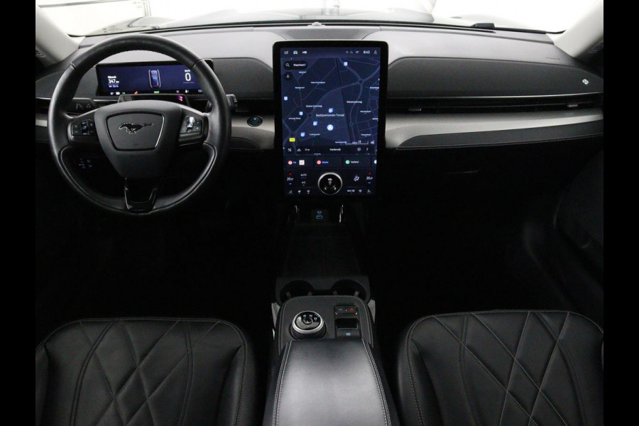 Ford Mustang Mach-E 360 camera | Stoelverwarming | Adaptive cruise | B 360 camera | Stoelverwarming | Adaptive cruise | B&O | Stuurverwarming | Leder