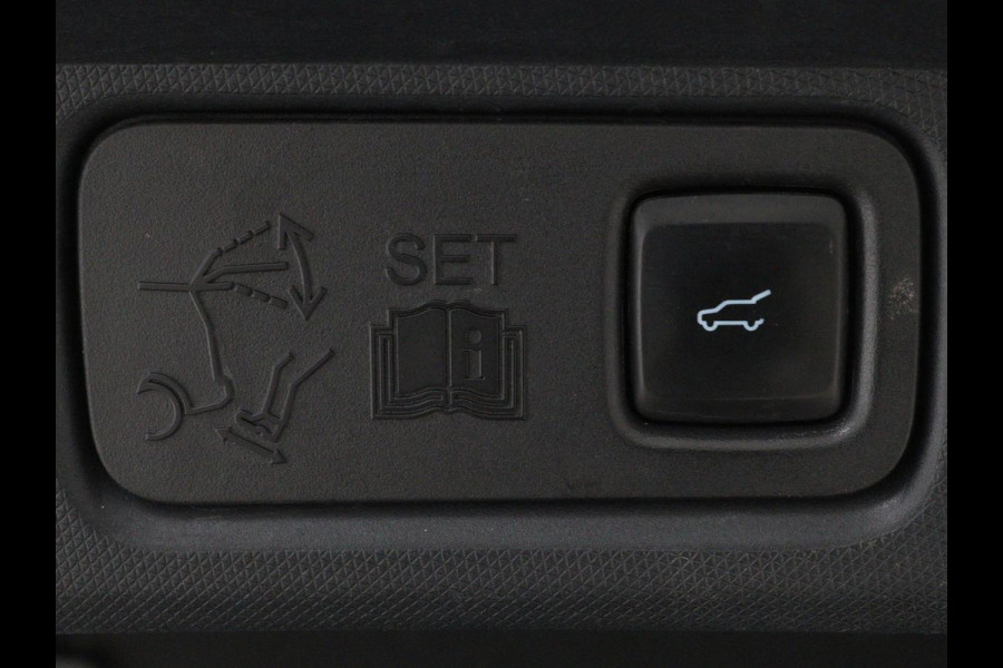 Ford Mustang Mach-E 360 camera | Stoelverwarming | Adaptive cruise | B 360 camera | Stoelverwarming | Adaptive cruise | B&O | Stuurverwarming | Leder
