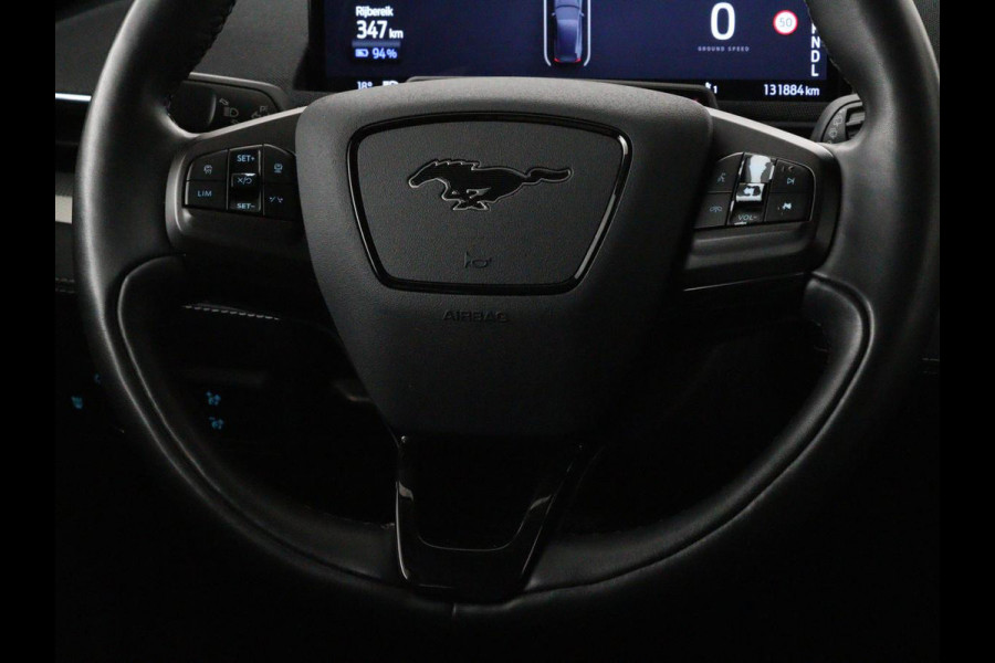 Ford Mustang Mach-E 360 camera | Stoelverwarming | Adaptive cruise | B 360 camera | Stoelverwarming | Adaptive cruise | B&O | Stuurverwarming | Leder