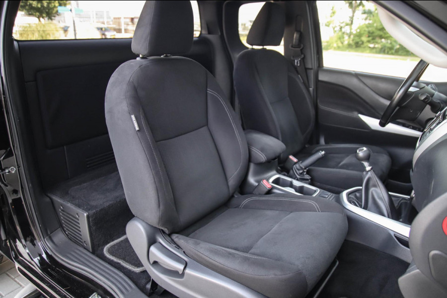 Nissan Navara 2.3 dCi N-Connecta King Cab 4-deurs 4x4! Origineel Nederlands|3500KG Trekgewicht|Navigatie|Camera|Cruise|LM|Trekhaak
