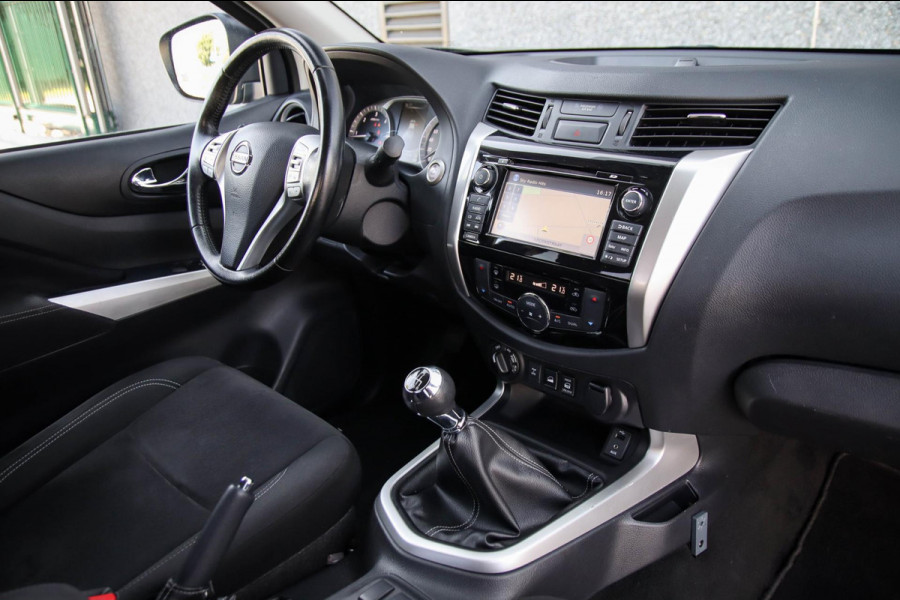 Nissan Navara 2.3 dCi N-Connecta King Cab 4-deurs 4x4! Origineel Nederlands|3500KG Trekgewicht|Navigatie|Camera|Cruise|LM|Trekhaak