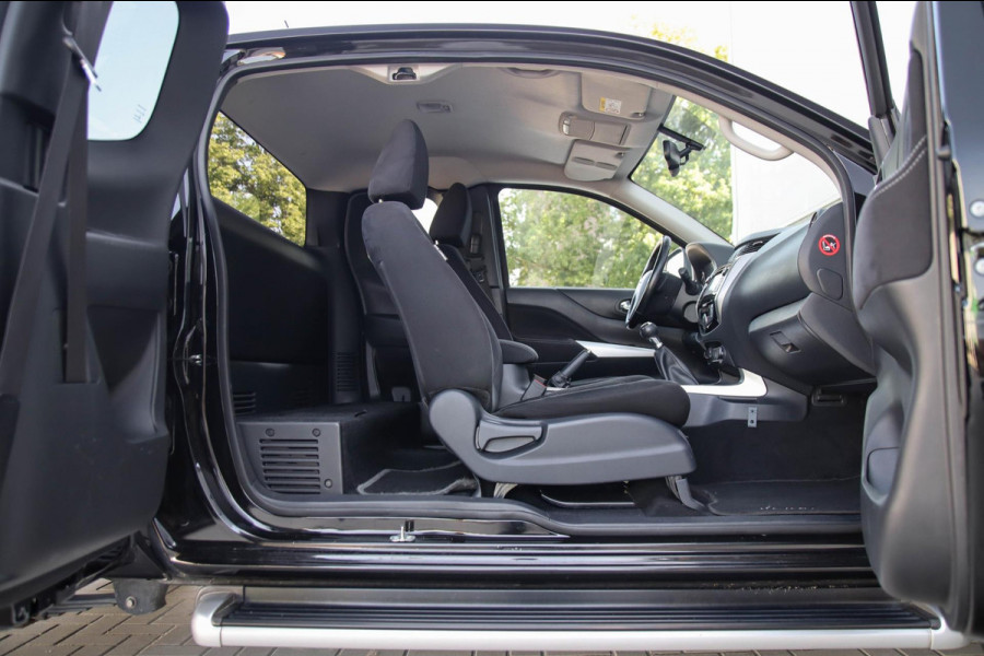 Nissan Navara 2.3 dCi N-Connecta King Cab 4-deurs 4x4! Origineel Nederlands|3500KG Trekgewicht|Navigatie|Camera|Cruise|LM|Trekhaak