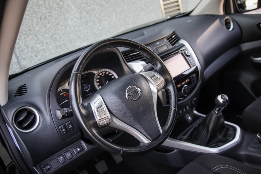 Nissan Navara 2.3 dCi N-Connecta King Cab 4-deurs 4x4! Origineel Nederlands|3500KG Trekgewicht|Navigatie|Camera|Cruise|LM|Trekhaak