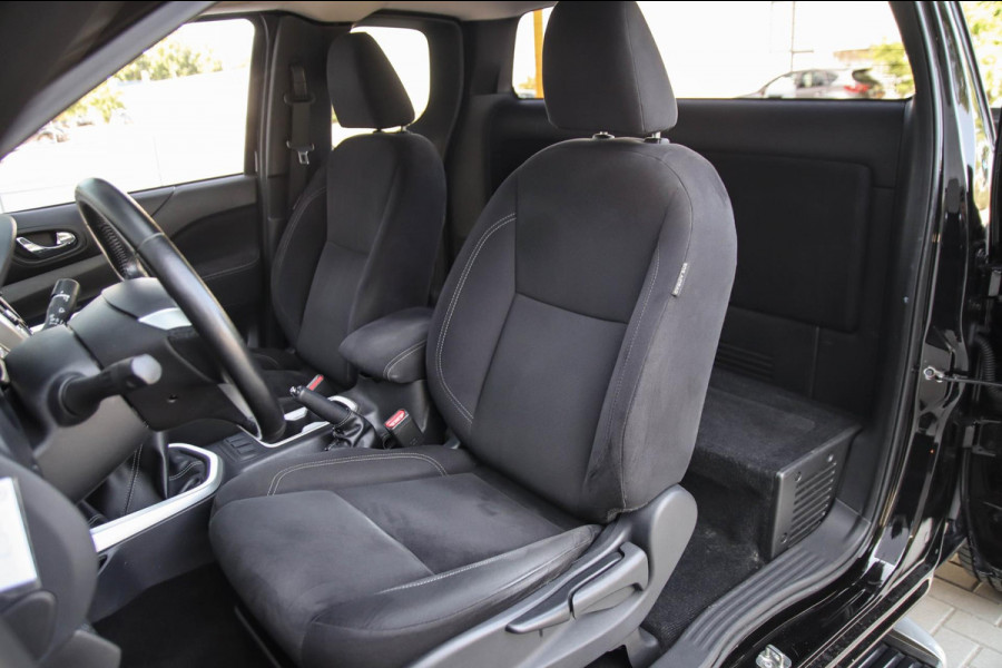 Nissan Navara 2.3 dCi N-Connecta King Cab 4-deurs 4x4! Origineel Nederlands|3500KG Trekgewicht|Navigatie|Camera|Cruise|LM|Trekhaak
