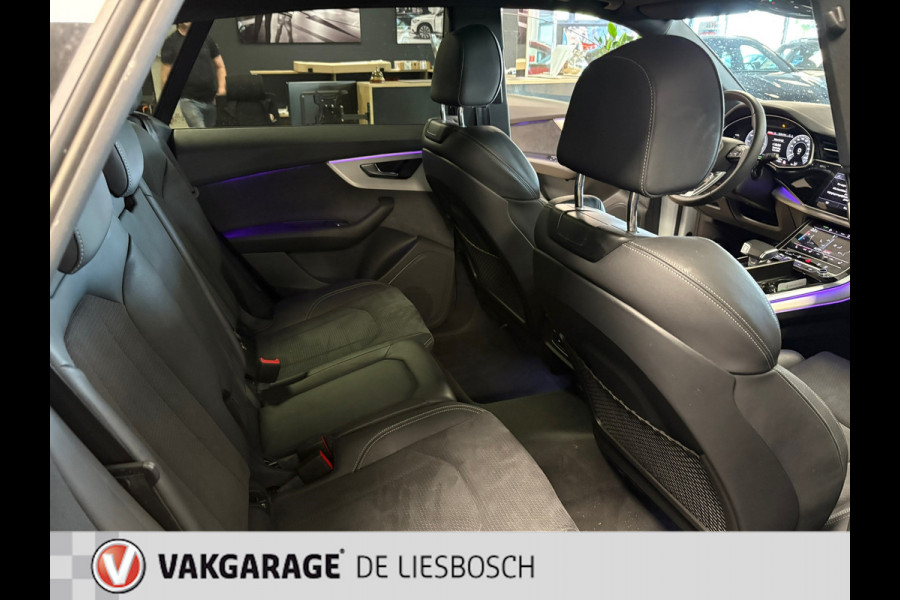 Audi Q8 60 TFSI e quattro Pro Line S Competition / Panoramadak / luchtvering / head-up / 360 camera