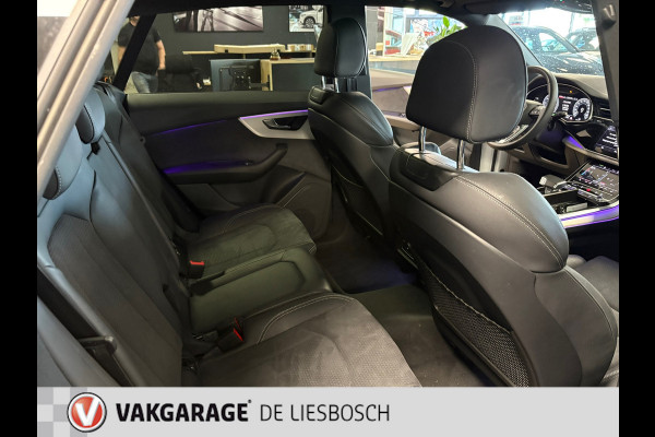 Audi Q8 60 TFSI e quattro Pro Line S Competition / Panoramadak / luchtvering / head-up / 360 camera