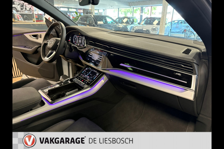 Audi Q8 60 TFSI e quattro Pro Line S Competition / Panoramadak / luchtvering / head-up / 360 camera