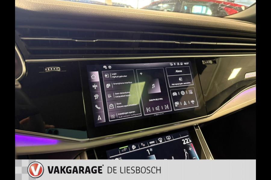 Audi Q8 60 TFSI e quattro Pro Line S Competition / Panoramadak / luchtvering / head-up / 360 camera