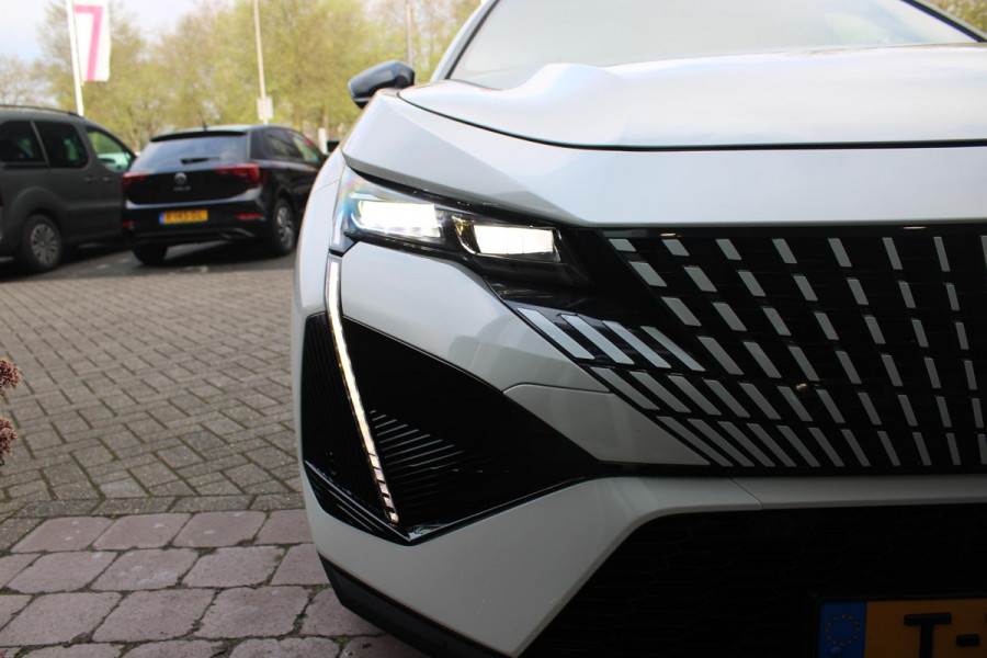 Peugeot 408 1.6 HYbrid 225PK GT **ALLE OPTIES** | PANORAMISCH SCHUIF/KANTEL DAK | MATRIX LED KOPLAMPEN | VOLLEDIG LEDEREN BEKLEDING | STOELEN ELEKTRISCH VERSTELBAAR MET VERWARMING EN MASSAGE| BESTUURDERSTOEL MET GEHEUGEN | FOCAL AUDIO SYSTEM | NIGHT VISION | ELEKTRISCH BEDIENBARE ACHTERKLEP | ADAPTIVE CRUISE CONTROL | 20" LICHTMETAAL MONOLITHE | STUUR EN VOORRUIT VERWARMING | DRAADLOZE APPLE CARPLAY/ANDROID AUTO | NAVIGATIE | DRAADLOZE TELEFOONLADER | 360˚ CAMERA | KEYLESS ENTRY/START | PARKEERSENSOREN VOOR EN ACHTER |