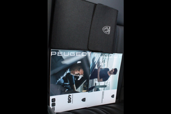 Peugeot 408 1.6 HYbrid 225PK GT **ALLE OPTIES** | PANORAMISCH SCHUIF/KANTEL DAK | MATRIX LED KOPLAMPEN | VOLLEDIG LEDEREN BEKLEDING | STOELEN ELEKTRISCH VERSTELBAAR MET VERWARMING EN MASSAGE| BESTUURDERSTOEL MET GEHEUGEN | FOCAL AUDIO SYSTEM | NIGHT VISION | ELEKTRISCH BEDIENBARE ACHTERKLEP | ADAPTIVE CRUISE CONTROL | 20" LICHTMETAAL MONOLITHE | STUUR EN VOORRUIT VERWARMING | DRAADLOZE APPLE CARPLAY/ANDROID AUTO | NAVIGATIE | DRAADLOZE TELEFOONLADER | 360˚ CAMERA | KEYLESS ENTRY/START | PARKEERSENSOREN VOOR EN ACHTER |