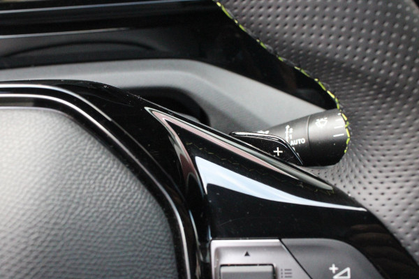Peugeot 408 1.6 HYbrid 225PK GT **ALLE OPTIES** | PANORAMISCH SCHUIF/KANTEL DAK | MATRIX LED KOPLAMPEN | VOLLEDIG LEDEREN BEKLEDING | STOELEN ELEKTRISCH VERSTELBAAR MET VERWARMING EN MASSAGE| BESTUURDERSTOEL MET GEHEUGEN | FOCAL AUDIO SYSTEM | NIGHT VISION | ELEKTRISCH BEDIENBARE ACHTERKLEP | ADAPTIVE CRUISE CONTROL | 20" LICHTMETAAL MONOLITHE | STUUR EN VOORRUIT VERWARMING | DRAADLOZE APPLE CARPLAY/ANDROID AUTO | NAVIGATIE | DRAADLOZE TELEFOONLADER | 360˚ CAMERA | KEYLESS ENTRY/START | PARKEERSENSOREN VOOR EN ACHTER |