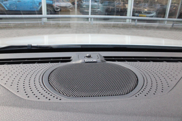 Peugeot 408 1.6 HYbrid 225PK GT **ALLE OPTIES** | PANORAMISCH SCHUIF/KANTEL DAK | MATRIX LED KOPLAMPEN | VOLLEDIG LEDEREN BEKLEDING | STOELEN ELEKTRISCH VERSTELBAAR MET VERWARMING EN MASSAGE| BESTUURDERSTOEL MET GEHEUGEN | FOCAL AUDIO SYSTEM | NIGHT VISION | ELEKTRISCH BEDIENBARE ACHTERKLEP | ADAPTIVE CRUISE CONTROL | 20" LICHTMETAAL MONOLITHE | STUUR EN VOORRUIT VERWARMING | DRAADLOZE APPLE CARPLAY/ANDROID AUTO | NAVIGATIE | DRAADLOZE TELEFOONLADER | 360˚ CAMERA | KEYLESS ENTRY/START | PARKEERSENSOREN VOOR EN ACHTER |