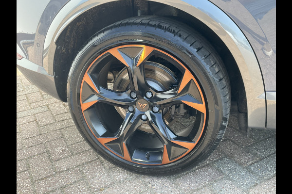 CUPRA Formentor 1.4 e-Hybrid VZ Performance Pano.dak Carplay 360Cam Trekhaak(1500kg) PHEV