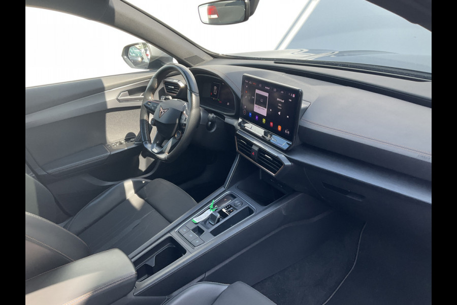 CUPRA Formentor 1.4 e-Hybrid VZ Performance Pano.dak Carplay 360Cam Trekhaak(1500kg) PHEV