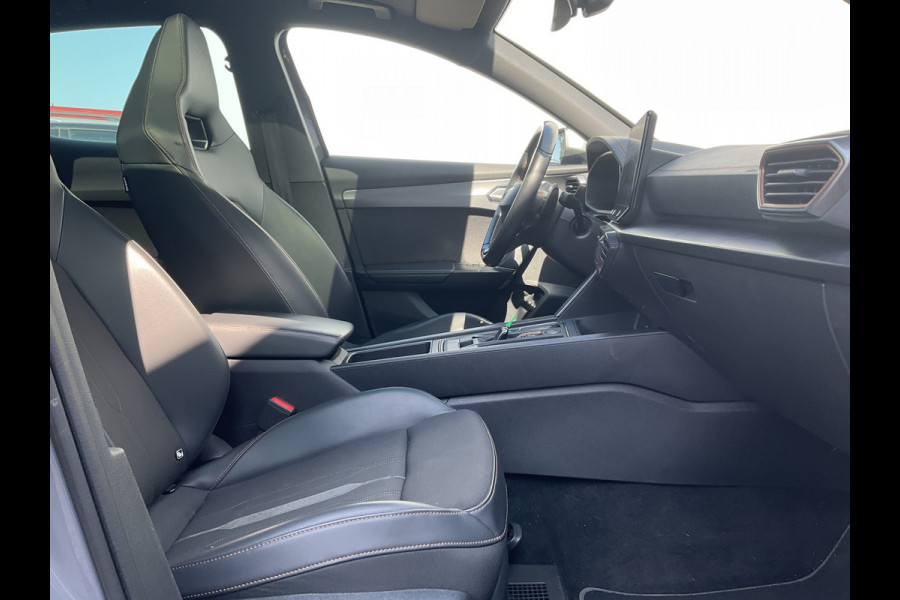 CUPRA Formentor 1.4 e-Hybrid VZ Performance Pano.dak Carplay 360Cam Trekhaak(1500kg) PHEV