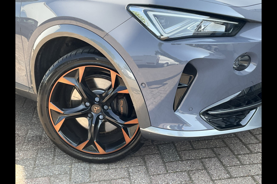 CUPRA Formentor 1.4 e-Hybrid VZ Performance Pano.dak Carplay 360Cam Trekhaak(1500kg) PHEV