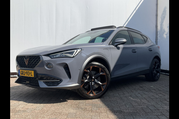 CUPRA Formentor 1.4 e-Hybrid VZ Performance Pano.dak Carplay 360Cam Trekhaak(1500kg) PHEV