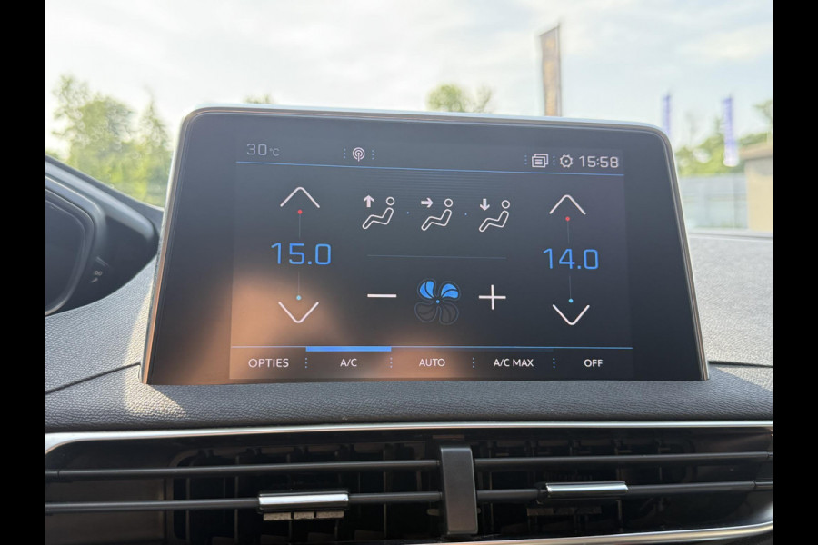 Peugeot 3008 1.2 PureTech Blue Lease Executive Automaat,Navi,Clima,Cruise,Camera,Trekhaak,131pk,Apple Carplay,N.A.P,APK tot 01-2026