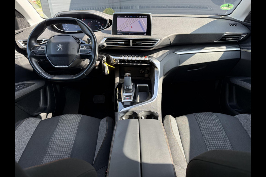 Peugeot 3008 1.2 PureTech Blue Lease Executive Automaat,Navi,Clima,Cruise,Camera,Trekhaak,131pk,Apple Carplay,N.A.P,APK tot 01-2026