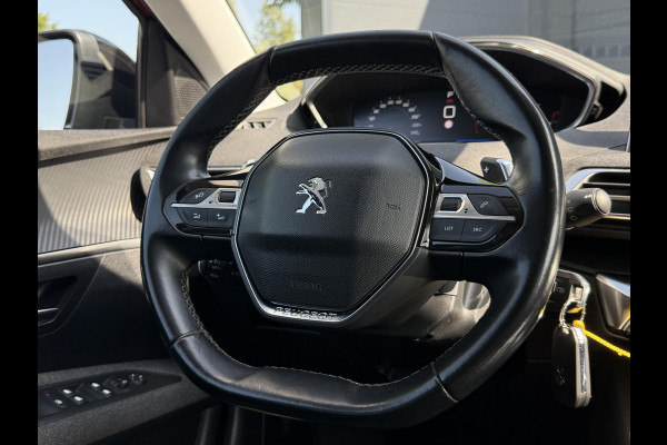 Peugeot 3008 1.2 PureTech Blue Lease Executive Automaat,Navi,Clima,Cruise,Camera,Trekhaak,131pk,Apple Carplay,N.A.P,APK tot 01-2026