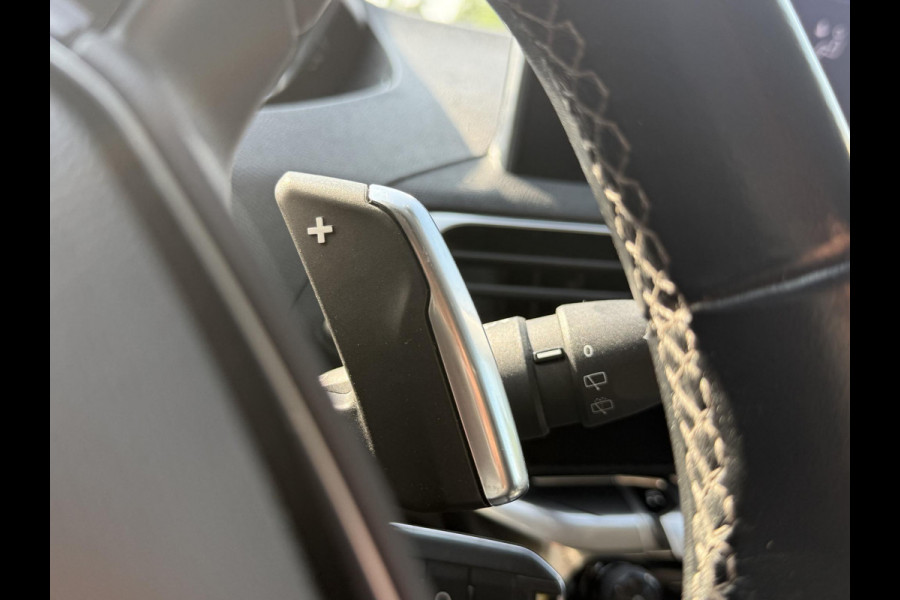 Peugeot 3008 1.2 PureTech Blue Lease Executive Automaat,Navi,Clima,Cruise,Camera,Trekhaak,131pk,Apple Carplay,N.A.P,APK tot 01-2026