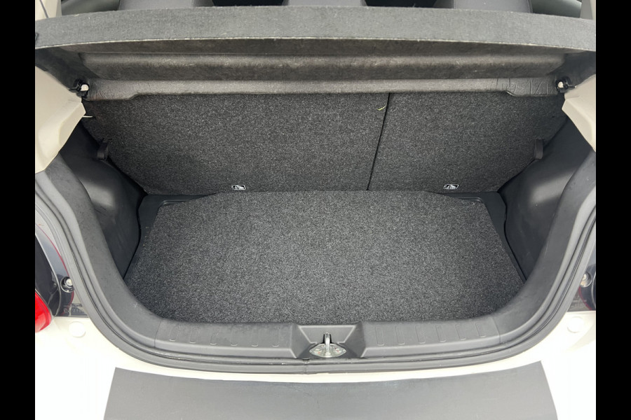 Mitsubishi Space Star 1.0 Intense
