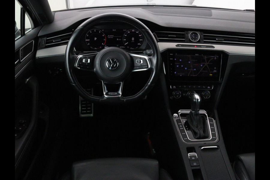 Volkswagen Passat Variant 1.5 TSI HL Bns R | Panoramadak | Leder | Keyless | Stoelverwarming | Carplay | Adaptive Cruise | Elektrische achterklep