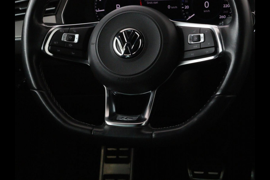 Volkswagen Passat Variant 1.5 TSI HL Bns R | Panoramadak | Leder | Keyless | Stoelverwarming | Carplay | Adaptive Cruise | Elektrische achterklep
