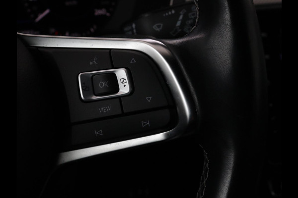 Volkswagen Passat Variant 1.5 TSI HL Bns R | Panoramadak | Leder | Keyless | Stoelverwarming | Carplay | Adaptive Cruise | Elektrische achterklep