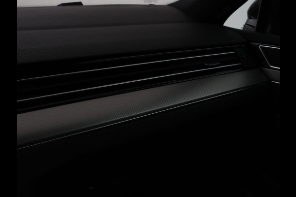 Volkswagen Passat Variant 1.5 TSI HL Bns R | Panoramadak | Leder | Keyless | Stoelverwarming | Carplay | Adaptive Cruise | Elektrische achterklep
