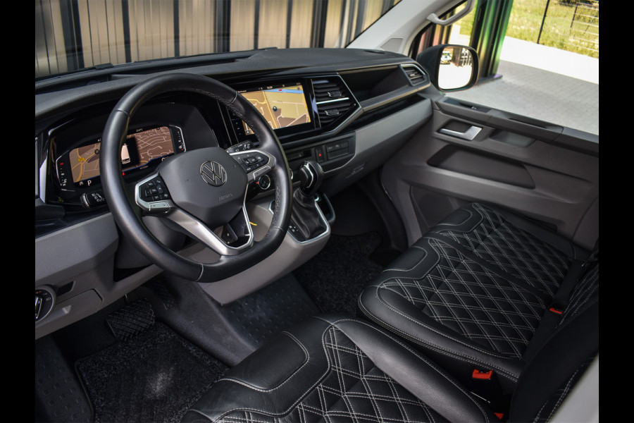 Volkswagen Transporter 2.0 TDI L2H3 BULLI | 3 ZITS | TREKHAAK | ACHTERUITRIJCAMERA | VIRTUAL COCKPIT | LAADRUIMTE BEKLEED | STOELVERWARMING