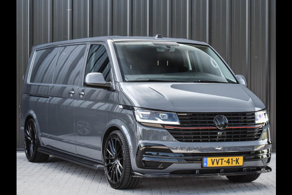 Volkswagen Transporter 2.0 TDI L2H3 BULLI | 3 ZITS | TREKHAAK | ACHTERUITRIJCAMERA | VIRTUAL COCKPIT | LAADRUIMTE BEKLEED | STOELVERWARMING