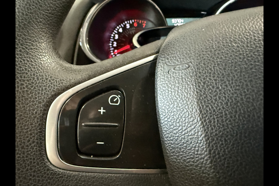 Renault Clio Estate 0.9 TCe Limited | Navi | Airco
