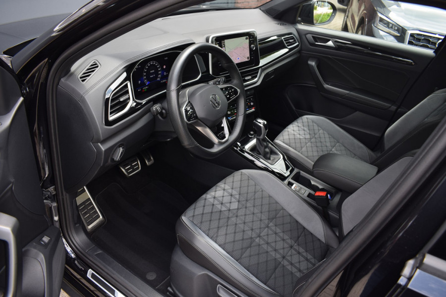Volkswagen T-Roc 1.5 TSI 150pk DSG R-Line | Panoramadak | Trekhaak