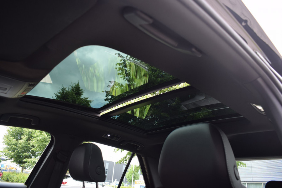 Volkswagen T-Roc 1.5 TSI 150pk DSG R-Line | Panoramadak | Trekhaak