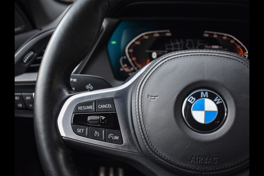 BMW 2 Serie Gran Coupé 218i M-SPORT | M-STOELEN | HARMAN KARDON AUDIO | ACHTERUITRIJ CAMERA | 18 INCH | NL AUTO | STOELVERWARMING
