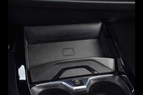 BMW 2 Serie Gran Coupé 218i M-SPORT | M-STOELEN | HARMAN KARDON AUDIO | ACHTERUITRIJ CAMERA | 18 INCH | NL AUTO | STOELVERWARMING