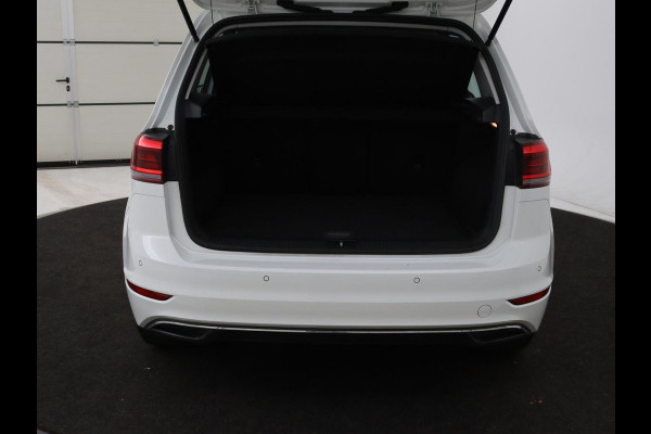 Volkswagen Golf Sportsvan 1.0 TSI Comfortline | Adaptive cruise | Carplay | Camera |Navigatie | DSG automaat