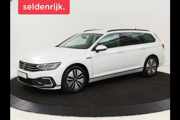 Volkswagen Passat 1.4 TSI PHEV GTE | Adaptive cruise | Trekhaak wegklapbaar | Stoelverwarming |  Navigatie | Full LED