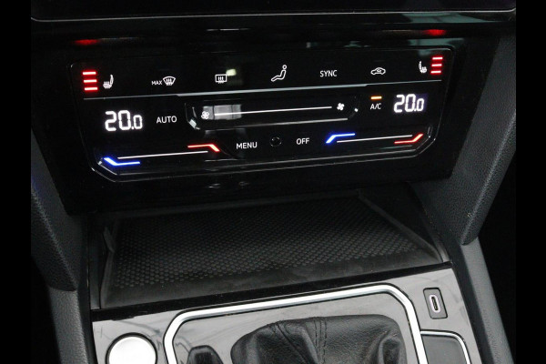 Volkswagen Passat 1.4 TSI PHEV GTE | Adaptive cruise | Trekhaak wegklapbaar | Stoelverwarming |  Navigatie | Full LED