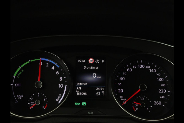 Volkswagen Passat 1.4 TSI PHEV GTE | Adaptive cruise | Trekhaak wegklapbaar | Stoelverwarming |  Navigatie | Full LED