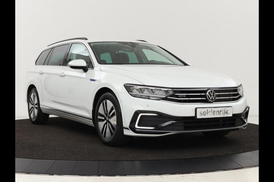 Volkswagen Passat 1.4 TSI PHEV GTE | Adaptive cruise | Trekhaak wegklapbaar | Stoelverwarming |  Navigatie | Full LED