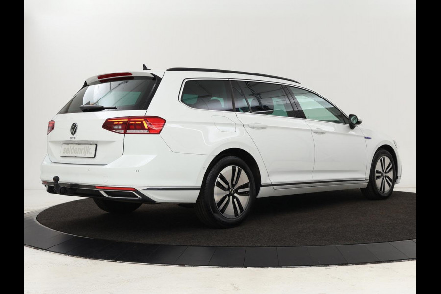Volkswagen Passat 1.4 TSI PHEV GTE | Adaptive cruise | Trekhaak wegklapbaar | Stoelverwarming |  Navigatie | Full LED